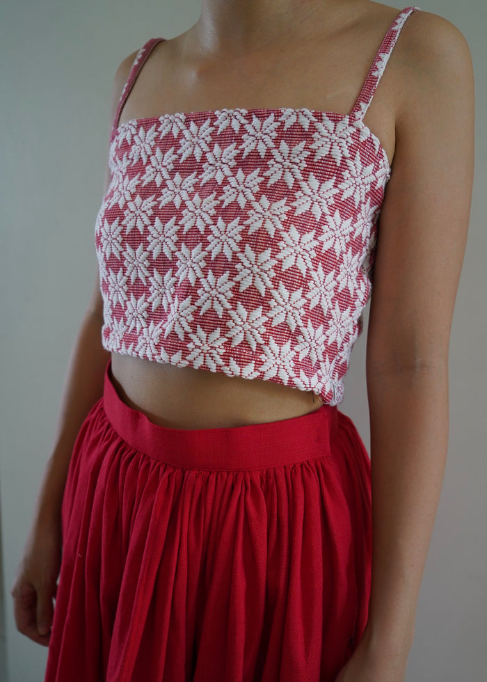 Mia - bright red