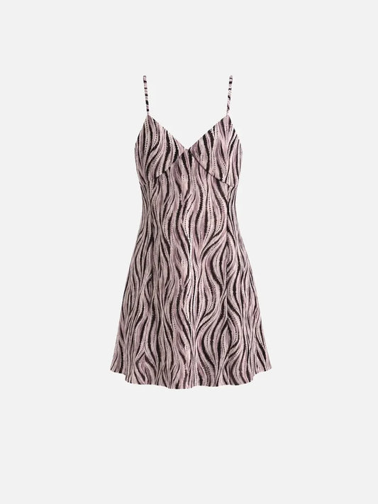 SLOWBURN Lola Dress – toz pembe, ince askılı, ön görünüm