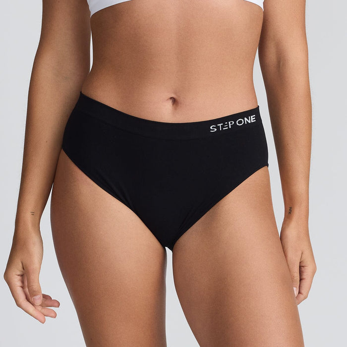 [EXP-A] Women's SmoothFit Bikini Brief - Espresso-Tini - Bamboo Underwear - Model:Elke